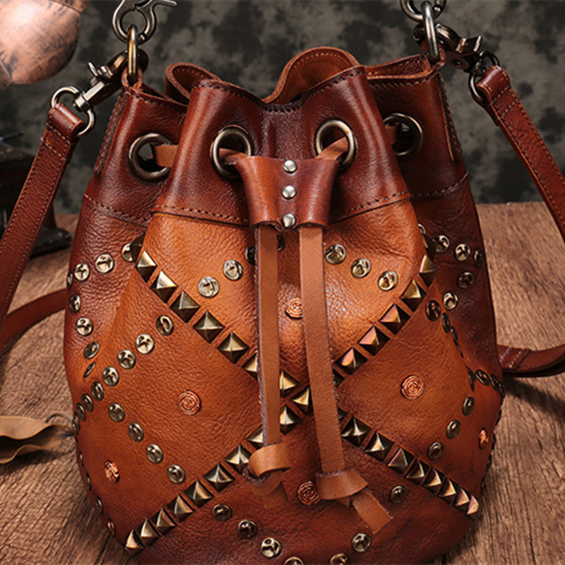 New Style Rivet Decorative Leather Handbags Retro Leisure